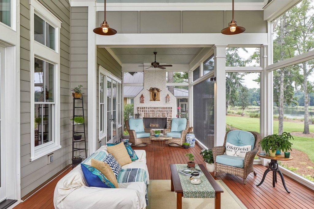 Picture of: Coastal Porch Ideas You’ll Love – July,   Houzz