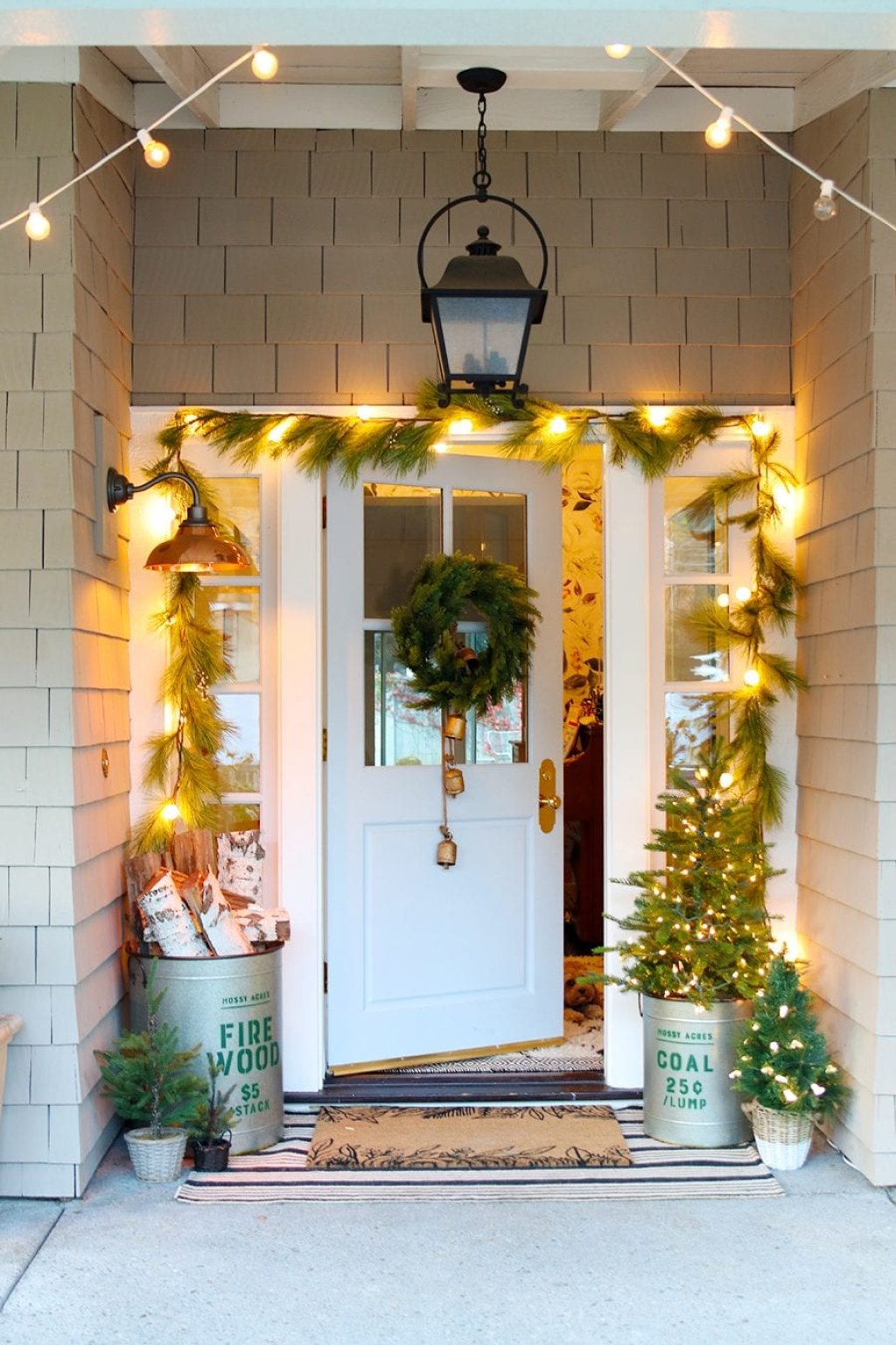 Picture of: Fun & Festive Christmas Porch Ideas – Modern Glam – Holidays