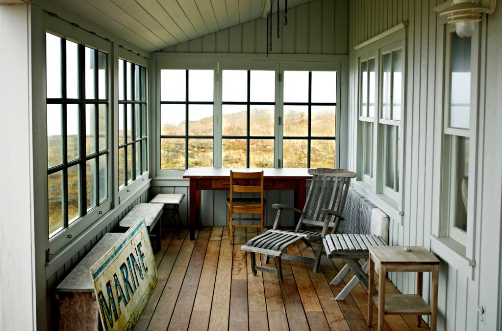 Picture of: Market Ready: Renovating an Enclosed Porch Before Selling – The