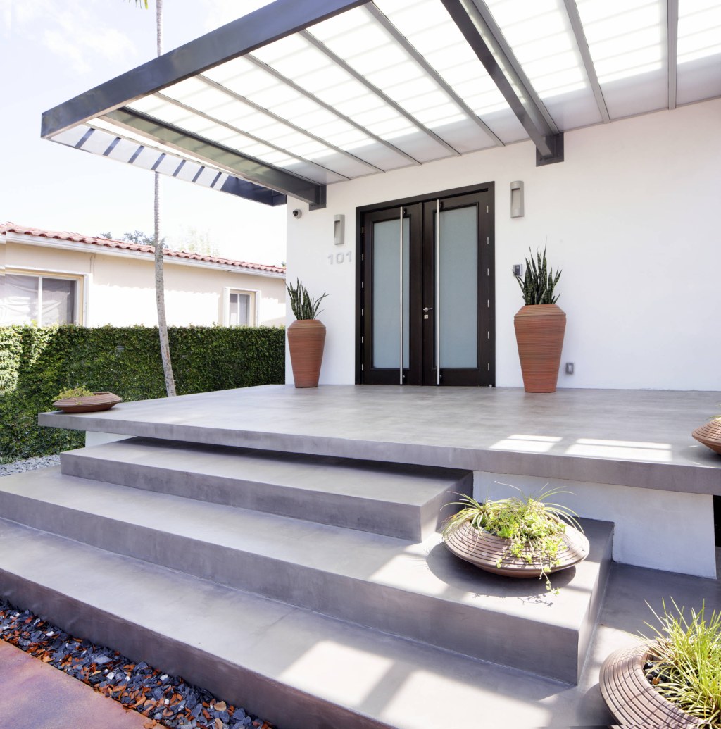 Picture of: Modern Concrete Porch Ideas You’ll Love – July,   Houzz