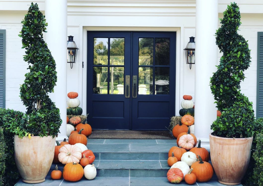 Picture of: This Dallas Mom’s ‘Porch Pumpkins’ Design Company Has Spruced Up